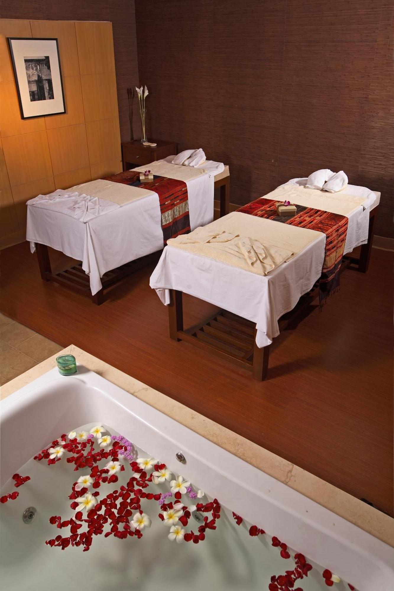 Hotel Ellaa Gachibowli